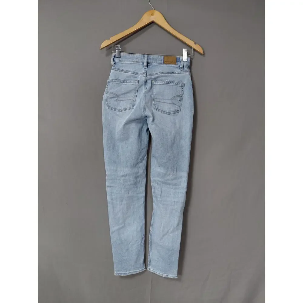 American Eagle Mom Straight Distressed Light Wash Jeans Women Size 00